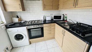 Casa, varias camas | Cocina privada