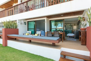 Apartment | Outdoor dining