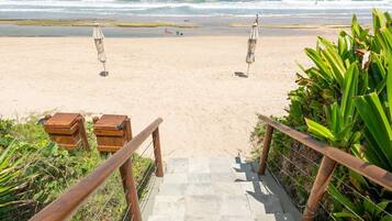 Apartamento | Playa | Ubicación a pie de playa, arena blanca y cabañas de uso gratuito