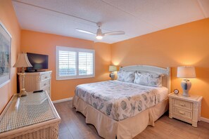 2 bedrooms, desk, iron/ironing board, Internet - Beach Access, Pool & Hot Tub! St Augustine Condo! (Saint Augustine Beach)