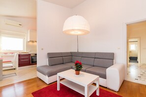 Apartment (Robi 1 - sea view - A1 sea view(4+1)) | Living room | TV