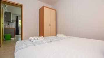 Apartment (Neve - 50 m from beach - A3(2+1)) | 1 bedroom, free WiFi