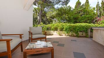 Apartment (Neve - 50 m from beach - A3(2+1)) | Terrace/patio
