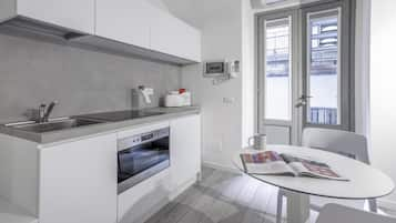 Studio, 1 lit double, salle de bains privée | Coin cuisine privé