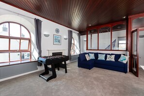 Lyxlägenhet - privat badrum (Chapel) | Lounge