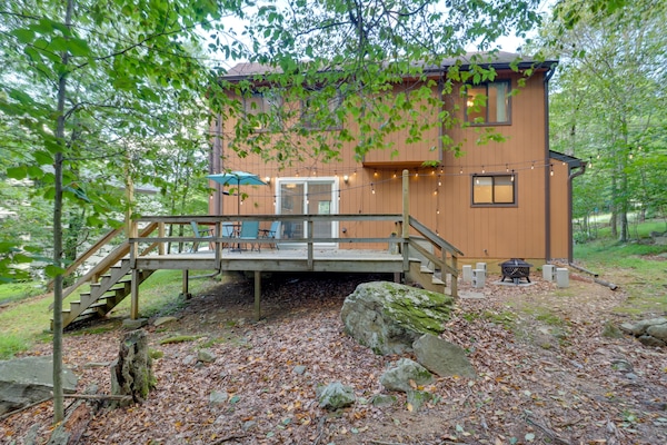 Tobyhanna Vacation Rental | 3BR | 2BA | 1,641 Sq Ft | Stairs Required
