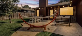 Texan Hideaway - Cozy, Convenient, Comfortable!
