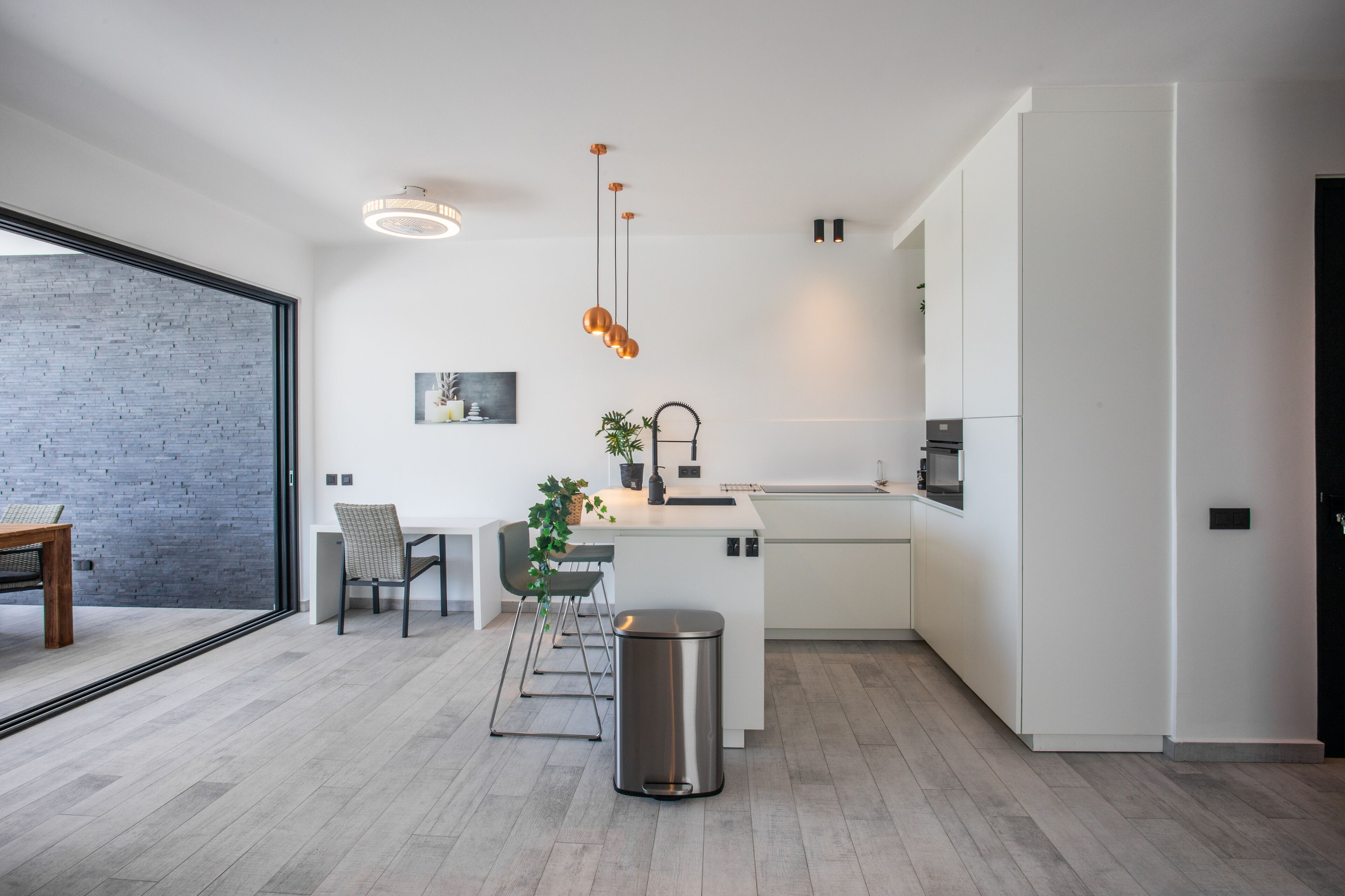 deluxe apartment | private kitchen | full-sized fridge, microwave, oven, stovetop