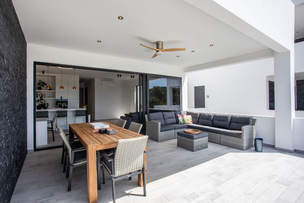 Deluxe Apartment | Terrace/patio