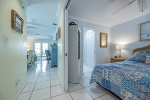 3 bedrooms, free internet, bed sheets