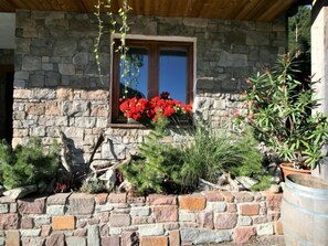 تفاصيل الفندق من الخارج