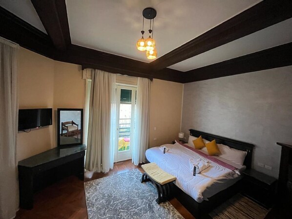 Down comforters, memory foam beds, minibar, desk