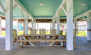 Casa, 4 quartos | Opções para refeição ao ar livre