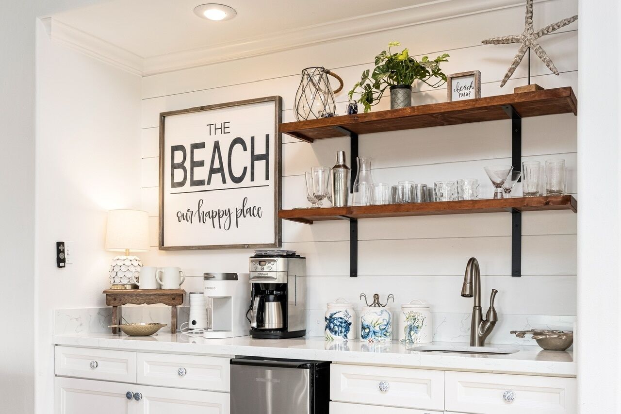 House, 4 Bedrooms | Private kitchen