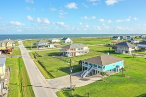 House, 4 Bedrooms | Exterior