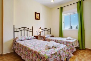 2 bedrooms, free WiFi, bed sheets