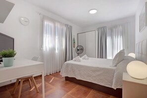 3 Schlafzimmer, kostenloses WLAN, Bettwäsche