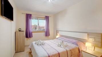 2 habitaciones, tabla de planchar con plancha y wifi gratis