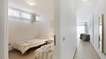 2 habitaciones, tabla de planchar con plancha y wifi gratis