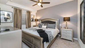 2 bedrooms, iron/ironing board, WiFi, bed sheets - Last Minute Disney Getaway! Luxury Condo with Private Balcony. Book Now! #17012 (Orlando)