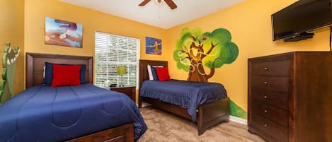 5 habitaciones, tabla de planchar con plancha, wifi y ropa de cama
