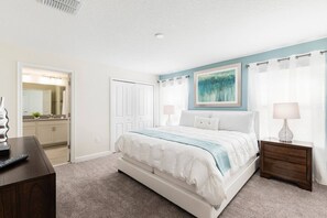 4 soverom, strykejern/-brett, wi-fi og sengetøy