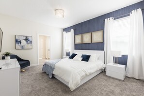 8 bedrooms, iron/ironing board, WiFi, bed sheets