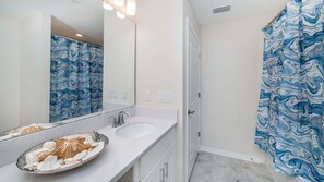 Hair dryer, towels - Last Minute Disney Getaway! Luxury Condo with Private Balcony. Book Now! #44215 (Orlando)