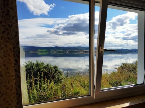 Spacious Sea View Home Close to Inverness Highlands