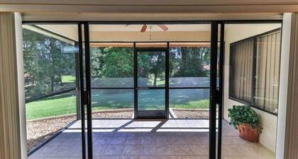 Beautiful Townhome - Sunny Getaway for Snowbirds - 3 month minimum rental