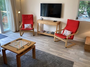 Interior - Creekside Cottage (Wootton Bridge)