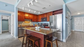 Fridge, microwave, oven, stovetop - Laketown Wharf 1226- 2 BD + Bunk Room, Gulf Views, Amazing Amenities (Panama City Beach)