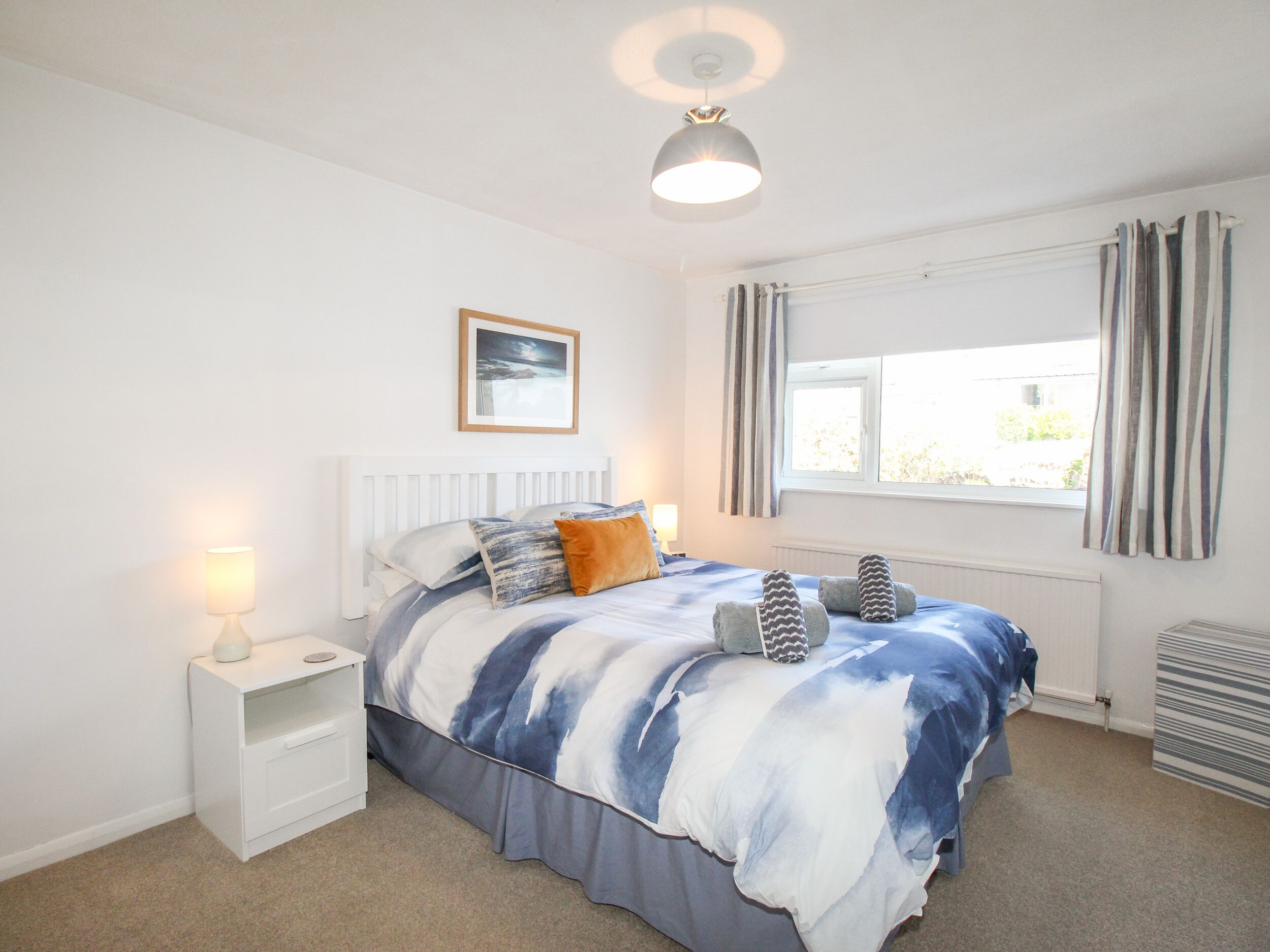 2 室のベッドルーム、客室ごとに異なる装飾、客室ごとに異なるインテリア、WiFi (無料)