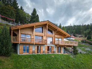 Exterior - Chalet Micheline - Four Bedroom Chalet, Sleeps 10 (Riddes)