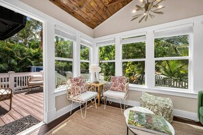 Interior - Coral Cove Hideaway | Guest House & Heated Pool! (West Palm Beach)