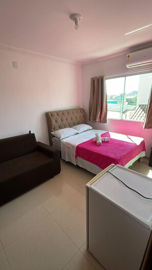 Chambre | Minibar, draps fournis