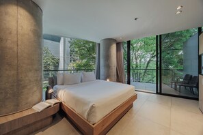 Standard Apartment, 1 Queen Bed, Terrace | Minibar, in-room safe, blackout drapes, soundproofing - Seissta Medellin (Medellín)