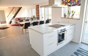 Private kitchen - Beautiful Home in Skillingaryd With 4 Bedrooms, Sauna and Wifi (Skillingaryd)