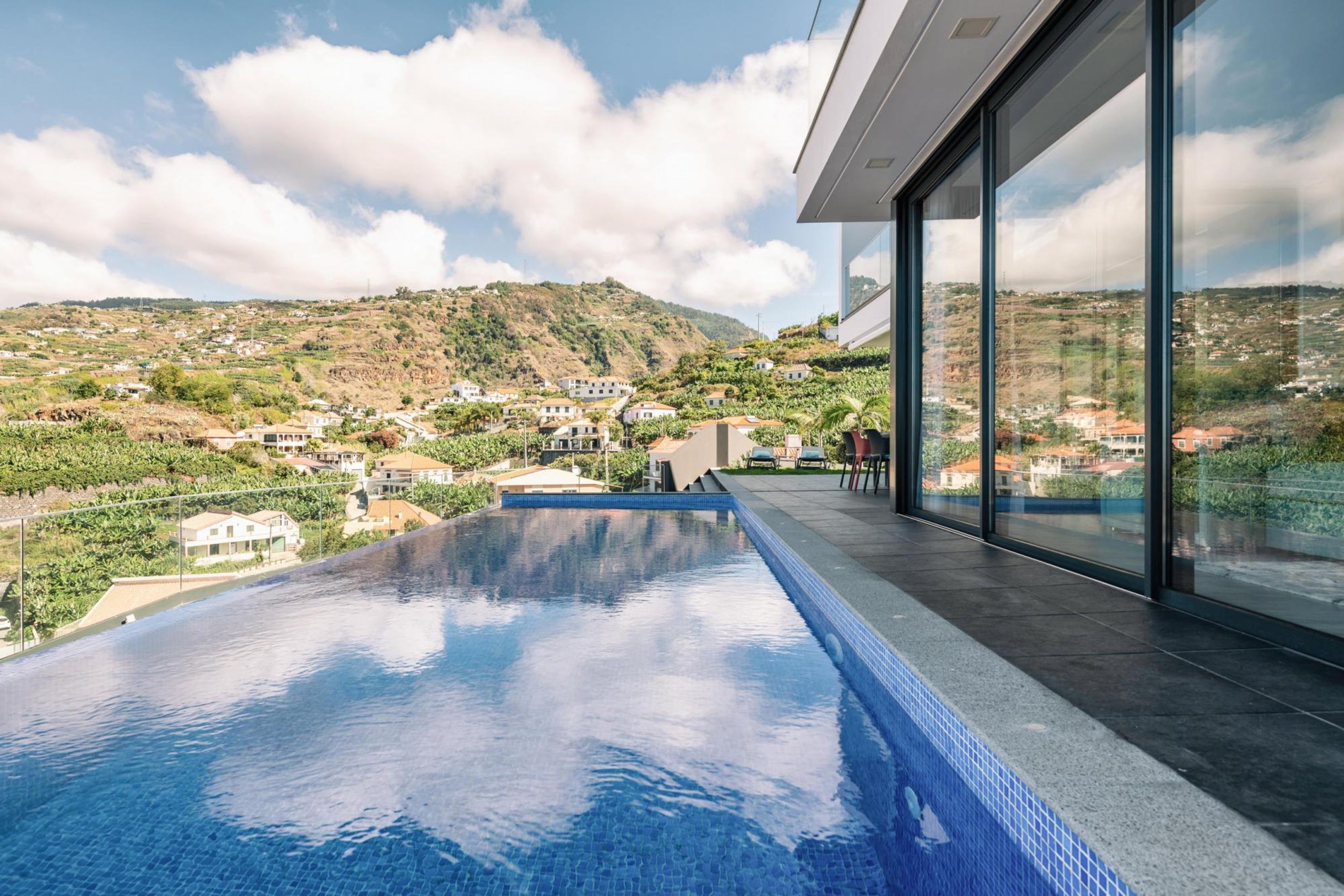 4 عدّة غرف نوم