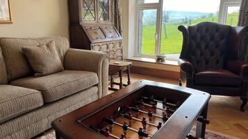 Cottage | Games room