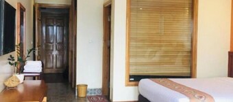 Lien Minh Hostel & Homestay-  Family Balcony Room With Mountain View