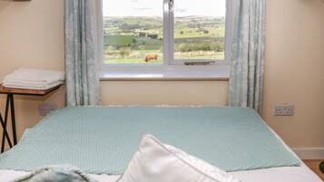 Cottage | 1 bedroom, individually decorated, individually furnished, free WiFi