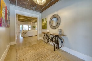 Interior - Peaceful escape 2 blocks from beach, short walk to Seaside (Santa Rosa Beach)