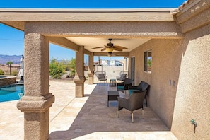 Terrace/patio - *Heated Pool & Spa* Paradise Hideaway (Lake Havasu City)