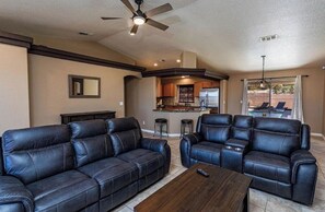 Smart TV - PARADISE Vacation Home w/ RV Parking (Lake Havasu City)