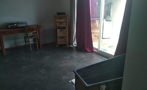 Interior - Everything for your well-being (Saint-Antoine-de-Breuilh)