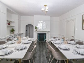 Fridge, dishwasher, electric kettle, toaster