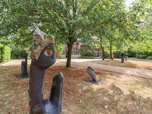 Exterior - Yew Tree Farm (Aylesbury)
