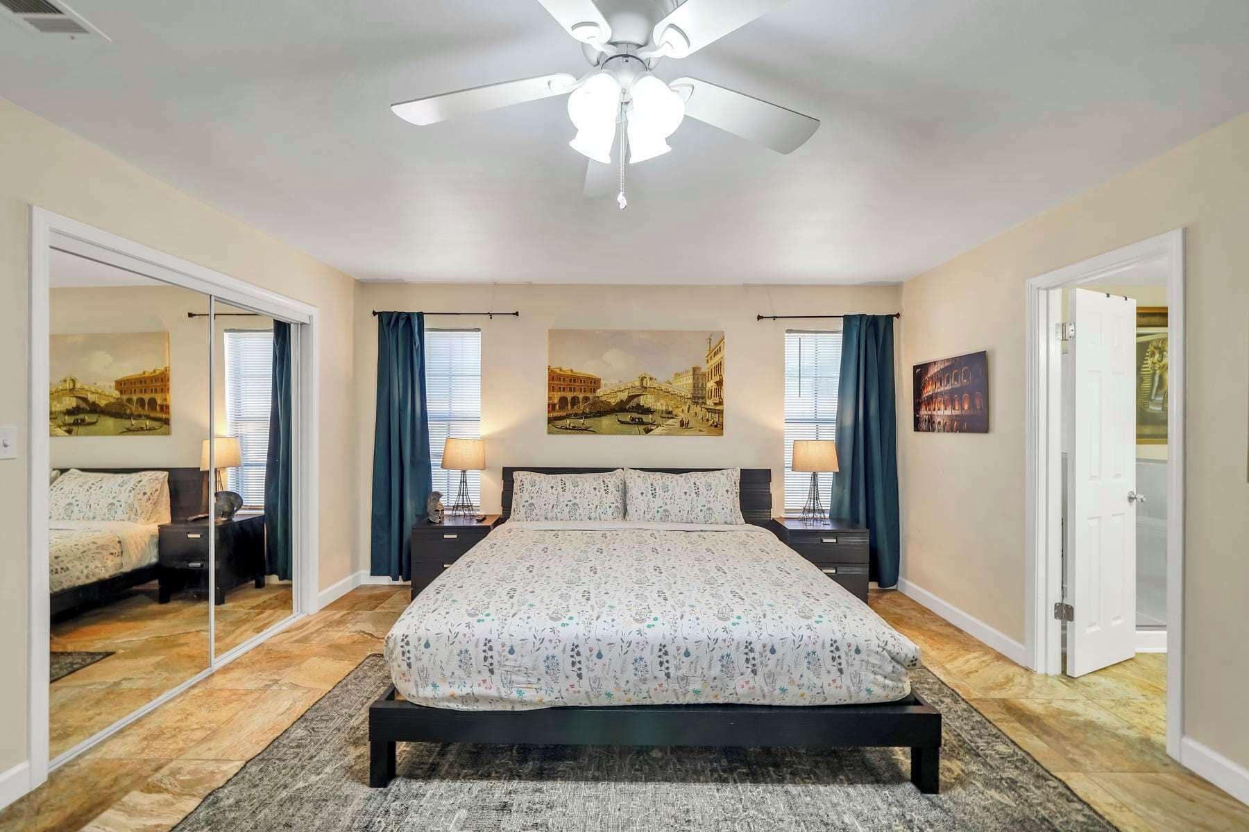 3 bedrooms, desk, iron/ironing board, WiFi