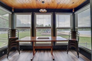 Dining - Waterfront Lakehouse: Lakefront, Views, Sauna, Kayaks, Games, Pinball, and more (PoconoLake)